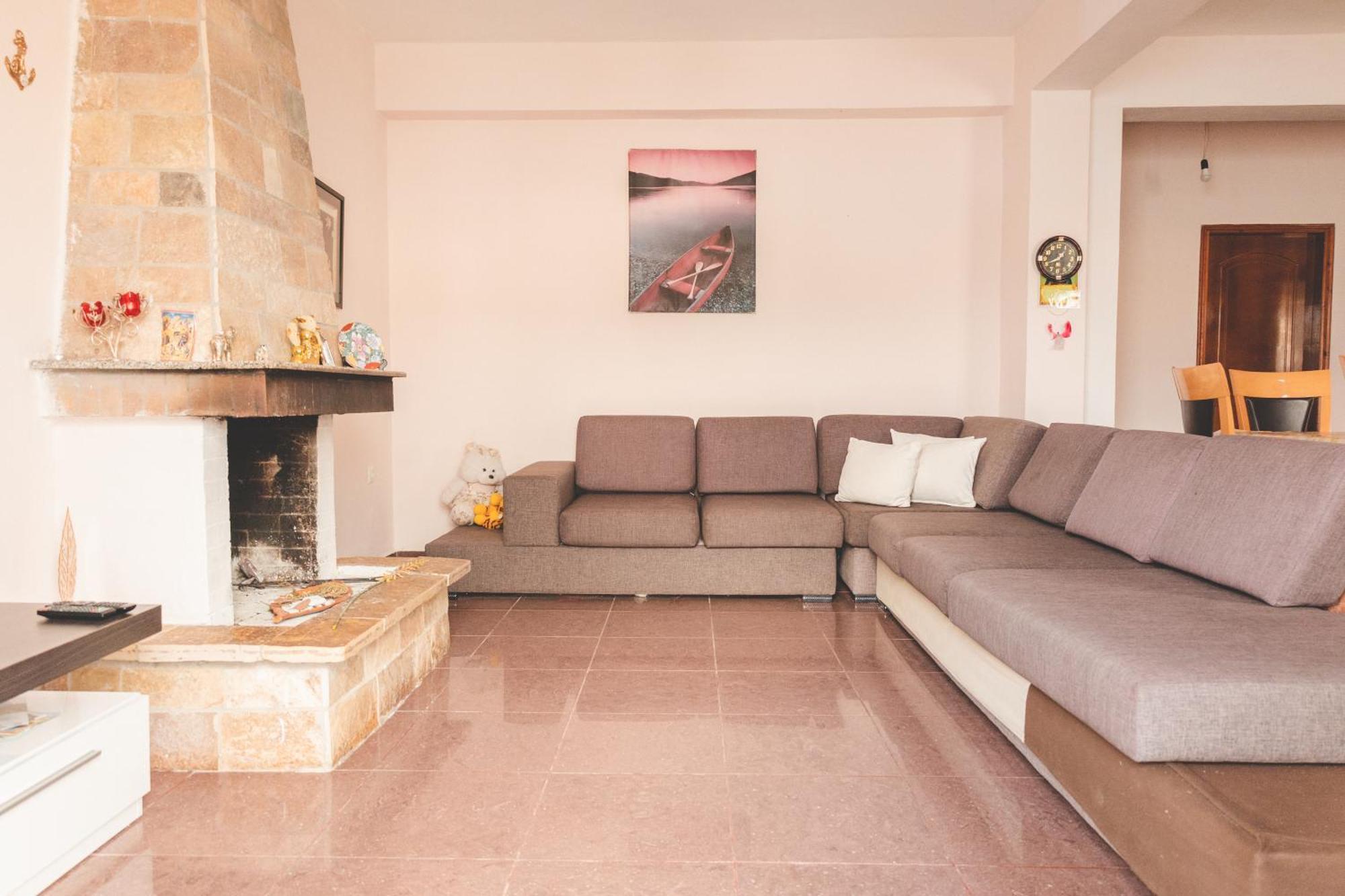Beachfront Apartment Himarë Eksteriør billede