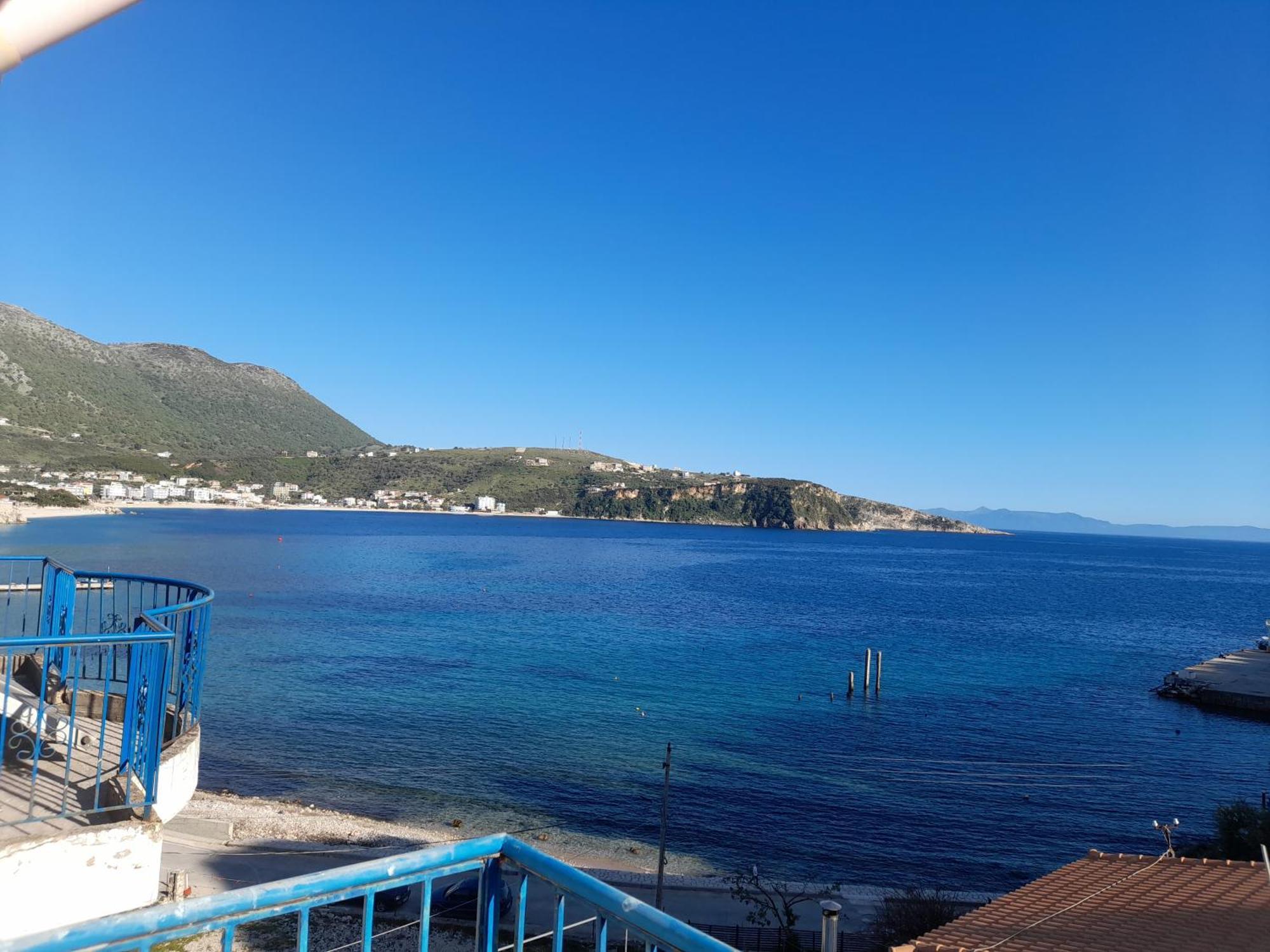 Beachfront Apartment Himarë Eksteriør billede