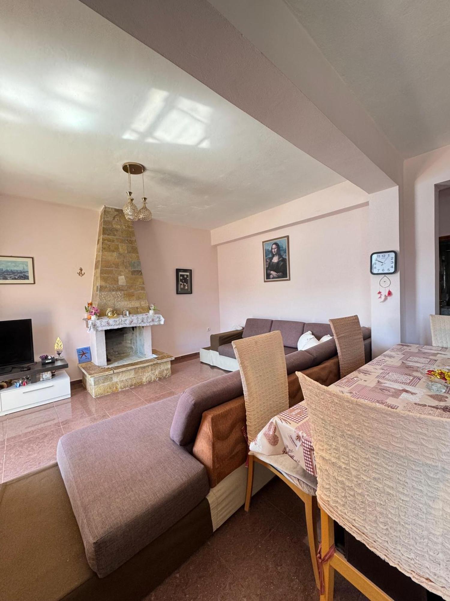 Beachfront Apartment Himarë Eksteriør billede